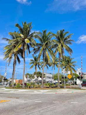 Sunshine State of Mind House